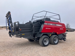 เครื่องอัดฟางทรงสี่เหลี่ยมจัตุรัส Massey Ferguson 2270XD มือสอง เครื่องอัดฟางทรงกลมสี่แถว เครื่องจักรสำหรับอัดฟางเกษตร - Product Image 1