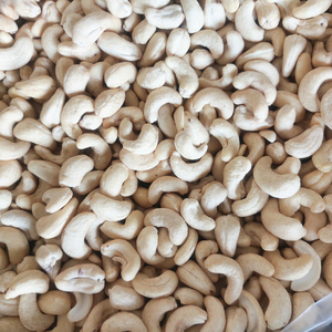 ขายส่งเม็ดมะม่วงหิมพานต์ดิบราคาถูก WW180, WW240, WW320, เม็ดมะม่วงหิมพานต์ LP W320 ระยะเวลาจัดส่งสั้น - Product Image 1