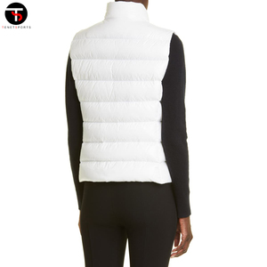 Chaleco acolchado de exterior para mujer de último diseño, chaleco suelto recortado sólido grueso con cremallera, material transpirable de algodón, chaleco de fabricación - Product Image 2