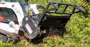 Accesorio Desbrozadora para Minicargadora BOBCAT T870, Cortadora de Maleza de Alta Resistencia, Motor Diésel Kubota, Rodamientos MOOG, Bomba de Motor - Product Image 2