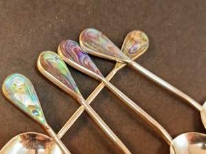 Cuillère de mariage en acier inoxydable couleur or Poignées de designer de l'Inde Ensemble de vaisselle de table pour hôtel et restaurant - Product Image 4