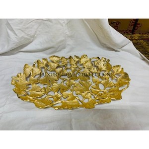 Elegantes cuencos de latón con una elegancia discreta, perfectos para espacios de comedor modernos y reuniones informales - Product Image 1