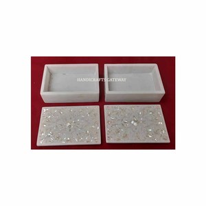 Caja de regalo para parejas de anillos de boda con almacenamiento de collar y caja de embalaje hecha a mano con incrustaciones de mármol MOP joyero de uso multiusos - Product Image 1