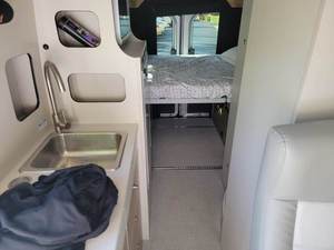 Autocaravana SUV de Lujo 2023, Caravana Económica para Acampar, Vehículo para Uso como Casa Rodante, Color Blanco, para 4-6 Personas, Euro IV, Automático - Product Image 5
