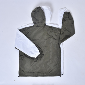 2025 nouvelle mode léger hommes coupe-vent personnalisé imperméable extérieur Softshell veste fermeture éclair respirant Soft Shell vêtements - Product Image 2