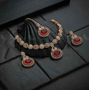 Ensemble de bijoux Kundan Polki faux non taillé bicolore de qualité supérieure, style victorien, avec boucles d'oreilles clous, vert menthe émeraude, pour mariages et fêtes - Product Image 5