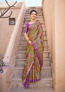 Saree de seda PV demasiado bonito y hermoso hecho por Apoxy Finish Wedding Wear Rich Pallu para mujer Moda Tarifa al por mayor - Product Image 3