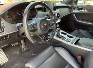 KIA STINGER GT AWD 2018 d'occasion à prix réduit, conduite à gauche/droite - Product Image 4