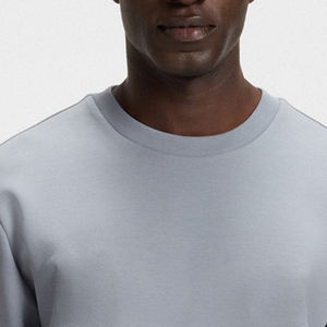 Sudadera para Hombre de Tela Transpirable y Ajustable con Diseño de Logotipo Personalizado en Color Sólido, Cuello Redondo y Mangas Completas, Diseño Informal - Product Image 2