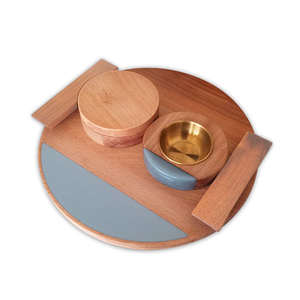 Ensemble brûleur d'encens religieux en bois et résine époxy éco-responsable, avec pot à couvercle et plateau diffuseur d'arômes artisanal pour une décoration élégante de style arabe - Product Image 1