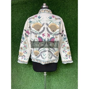 Veste d'Hiver Unisexe en Coton Broderie Florale Tricotée Suzani Motif Floral Textile Indien Manteau Court de Fête - Product Image 6