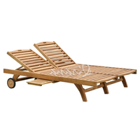 Chaise longue double pliable moderne en teck résistant aux UV, spacieuse pour l'extérieur, idéale pour les couples, les jardins, les villas et les hôtels