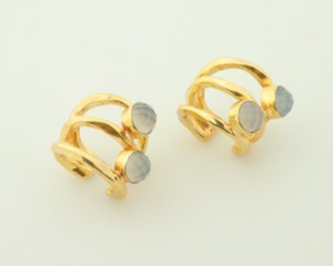 Manchette en laiton minimaliste plaqué or calcédoine oreille manchette boucles d'oreilles pour femmes Design élégant et léger vêtements quotidiens bijoux - Product Image 4