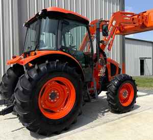 Tracteur agricole diesel Kubota M5-111 113 CV 4RM, best-seller, avec cabine et compatibilité chargeur - Product Image 5