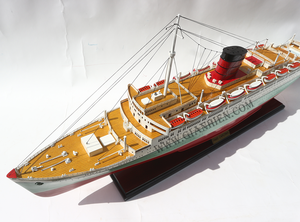 Gia Nhien Design personnalisé du fabricant RMS CARONIA Maquette de bateau de croisière Cadeau artisanal en bois de haute qualité - Product Image 4