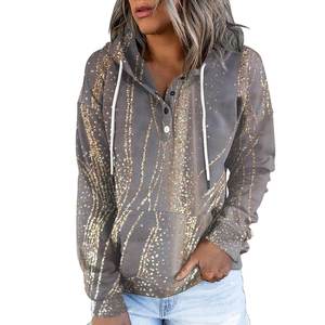 Parfait pour les activités de plein air et les événements décontractés Sweat à capuche court à col roulé avec fermeture éclair pour femme Design confortable - Product Image 1