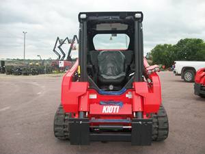 2024 Kioti TL750 Diesel Mini Skid Steer Loader Type de chenille Composants de base à faible consommation de carburant (moteur de boîte de vitesses de pompe à moteur) - Product Image 2