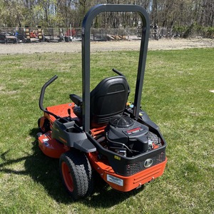 จัดส่งฟรี เครื่องตัดหญ้า Kubota Z232KW-42 Zero Turn ขนาด 42 นิ้ว - Product Image 5