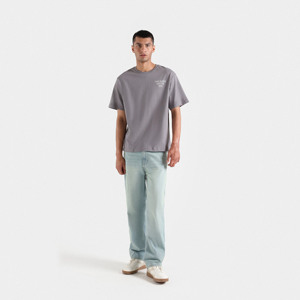 Camiseta en blanco de algodón 100 de alta calidad para hombre, camisetas lisas impresas personalizadas al por mayor con logotipo de patrón sólido en la parte delantera - Product Image 1