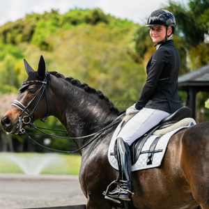 Almohadilla de sillín inglesa acolchada duradera, forro suave y transpirable que proporciona un soporte cómodo y protección para los caballos durante la equitación - Product Image 3