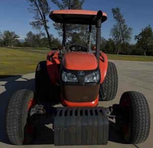 2019 para Kubota M6060D Tractor Resistencia robusta y rendimiento eficiente con bomba de núcleo y componentes del motor - Product Image 1