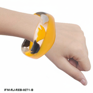 Brazalete de Resina Amarilla Hecho a Mano con Incrustaciones de Aves Multicolores, Estilo Vintage, Joyería con Motivo de Aves para Mujer - Product Image 3