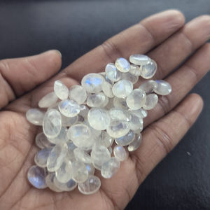 79 piezas de piedra lunar arcoíris natural de 7x5mm a 11x9mm faceta ovalada 152,25 CT Iroc Sales piedra lunar de Fuego Azul piedras preciosas sueltas cortadas US $87 - Product Image 3