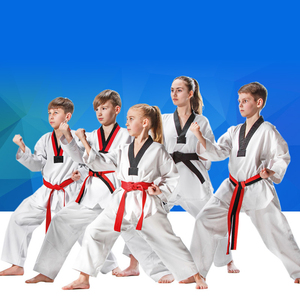 Combinaison de karaté pour femmes, style 2026, logo personnalisé et imprimé, uniforme de jiu-jitsu, kimono, gis, fabriqué au Pakistan - Product Image 3