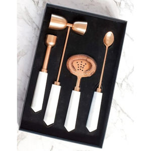 Juego de herramientas de barra de acero inoxidable y latón superlativo de 5 con asas de cuero sintético que contiene cuchara abridor de botellas colador de cuchara de hielo - Product Image 6