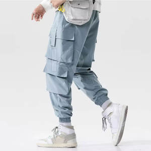 Pantalon cargo tendance pour homme, coupe décontractée et confortable, idéal pour le streetwear décontracté, les activités de plein air et l'usage quotidien. - Product Image 2
