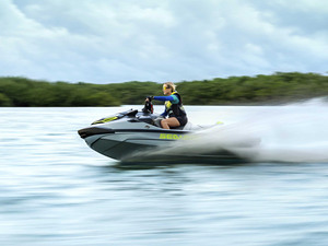 Nuevo Moto Acuático Personal de Fibra de Vidrio Azul y Negro para 1 Persona, 4 Tiempos, 1400 CC, >300 HP, Velocidad Máxima de 50 km/h para Deportes Acuáticos - Product Image 6