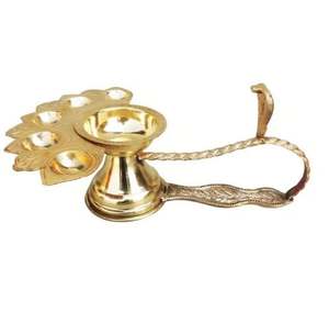 Deepak de latón de alta calidad y Mejor Diseño de tendencia para la decoración de Puja y templo y el uso doméstico del templo de la India - Product Image 5