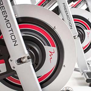 Bicicleta de Ejercicio Estática Remanufacturada con Transmisión de Carbono .9 para Entrenamiento Cardiovascular en Casa o Gimnasio - Product Image 3