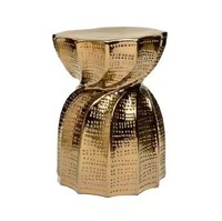 Table d'appoint en métal plaqué or avec dessus en marbre noir Table centrale de qualité supérieure Meubles décoratifs en métal fantaisie pour la décoration intérieure