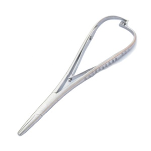 Pinzas de Pesca Profesionales de Acero Inoxidable de Primera Calidad, 6 Pulgadas, Acabado Plateado Satinado con Mango de Bloqueo Trasero, Herramienta para Extraer Anzuelos - Product Image 1