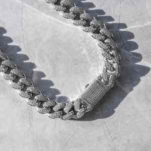 Elegante Cadena de collar para hombres con superficie chapada en plata de 18 quilates Sensación de peso pesado - Product Image 4