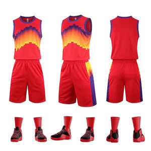 Uniforme de basket-ball 100% polyester personnalisé respirant pleine marque Club Trackuits uniformes d'entraînement de conception personnalisée - Product Image 3