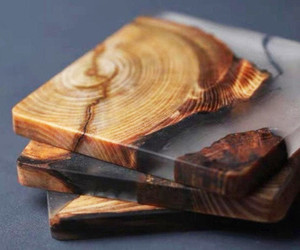 Dessous de verre en bois d'acacia en résine époxy artisanale de la meilleure qualité Dessous de verre en bois fait à la main pour la maison et la cuisine - Product Image 1