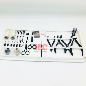 Kit d'outils pour extensions de cheveux Hooper Company, en acier inoxydable noir, avec pinces micro-anneaux, pinces à boucles, rasoirs de barbier et aiguilles - Product Image 5