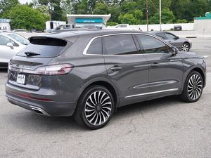 Lincoln Nautilus Black Label AWD 2023 d'occasion abordable avec jantes en alliage Système de navigation en cuir Siège chauffant Démarrage à distance - Product Image 2