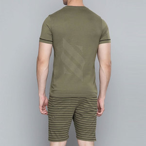 Ensembles décontractés unique en coton et polyester mélangés pour hommes, style simple, short à la taille avec cordon de serrage, ensembles de t-shirts avec logo personnalisé - Product Image 2