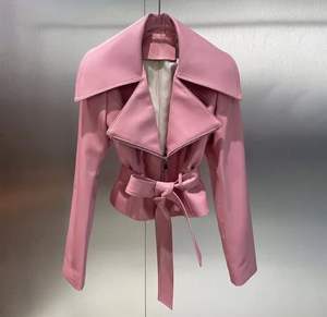 Último diseño 2024 chaquetas de cuero de moda para mujer gran oferta chaquetas de cuero genuino estilo logotipo personalizado para mujer - Product Image 1