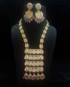 Ensemble de colliers longs ethniques Kundan pour filles du fabricant indien, boucles d'oreilles Tika, ensemble de bijoux de mode pour mariage - Product Image 3