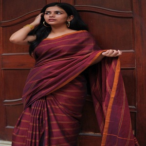 Saree pishwas ทำเองในสีเบจ, สีม่วงเข้มและเฉดสีทองอบอุ่นในการไล่ระดับสีที่หรูหราหรือรูปแบบนามธรรมเหมาะสำหรับงานเลี้ยง - Product Image 4
