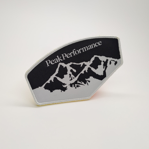 Écusson tissé à attache de bonne qualité personnalisé avec patchs de broderie haute densité en boucle Logo au design de mode Accessoires extérieurs durables - Product Image 5