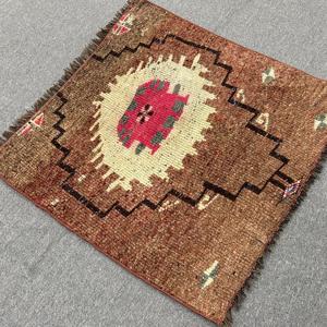 Tapis turc, petit tapis vintage 2,8x2,7 pieds, tapis en laine patchwork brun rouge - Product Image 4