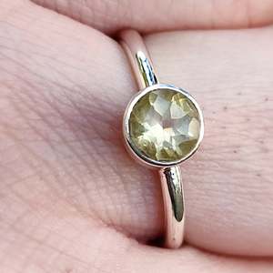 Bague Bohème en Argent Sterling 925 avec Citrine, Faite à la Main, Géométrique, Pierre de Naissance de Novembre, Bijou Parfait pour son Anniversaire ou Cadeau d'Anniversaire de Mariage - Product Image 4