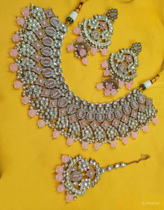 Latest Round Stylish Kundan & Drop FancyTraditional GoldTone Kundan <b>Pearl</b> Choker Necklace <b>Set</b> With Matching Earring&Mangtika <b>Set</b> - Product Image 1