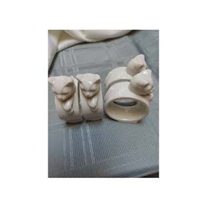 Vente en gros prix bon marché rond de serviette en résine blanche rond chaton design vaisselle rond rond de serviette - Product Image 1