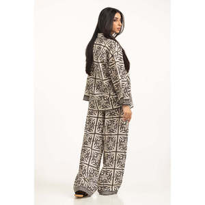 Blusa Informal de Popelina con Estampado Floral WM-COD-SS25-363T Corte Regular para Primavera/Verano - Product Image 2